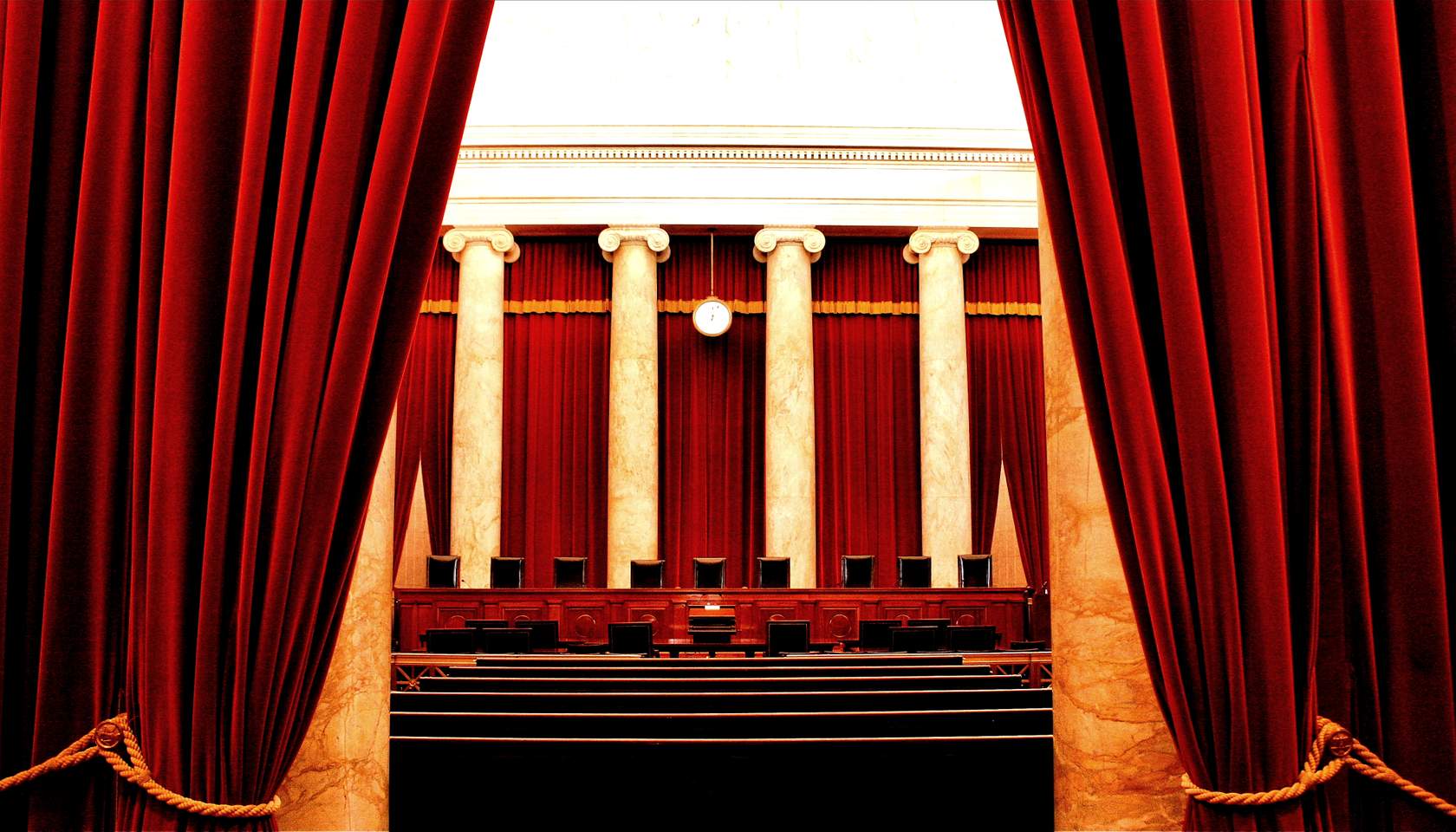 SkRb0W1Fq_5ANrHc-Inside_the_United_States_Supreme_Court.jpg